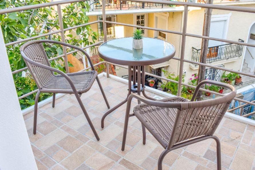 La Maison Plakes Rooftop Apt Skiathos-Stadt Exterior foto